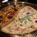 薬膳火鍋 灯華 - 