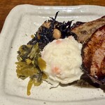 ぼうず - 塩麹漬け桃豚バラの炭火炙り焼きの付け合わせ