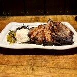 ぼうず - 塩麹漬け桃豚バラの炭火炙り焼き(レギュラーサイズ150g)