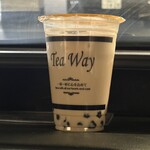 ティー ウェイ - ドリンク写真:アッサムミルクティMサイズ６２０円。
