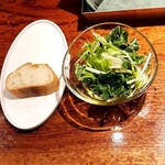 GENEROSO - 　　　　　　　サラダ、パン