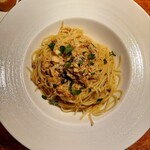 GENEROSO - 　　　　　10種の魚のペペロンチーノ