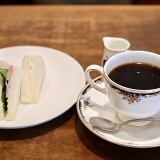 珈琲香房 サライ_0