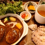 カフェアンドダイニング パコ - 