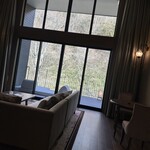 THE YUKAWA - 天井高く良いお部屋。