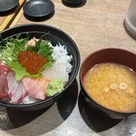 千里中央 海鮮食堂おーうえすと - 