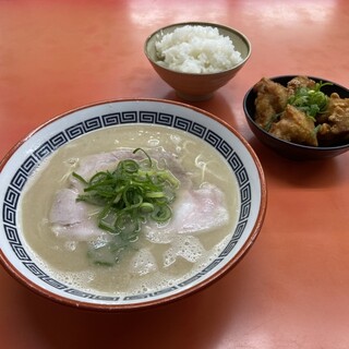 博多ラーメン とんとん_1