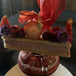 洋菓子店 センチメント - 多分(笑)上がチュイル、クリーム、フィユタージュ