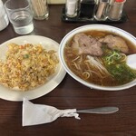 洋食 ひらおか  - 