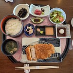 御曹司きよやす邸 - やまと豚のロースかつ御膳