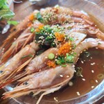 マルサン食堂 - 料理写真:エビにニンニクの効いた醤油ダレ