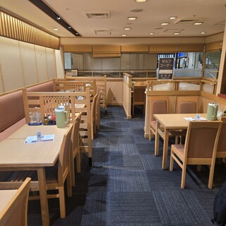 駅近◎落ち着いた空間でゆったり食事を◆デートやグループ利用に