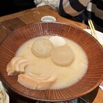 鶏と魚と炭火焼き 燈 - 