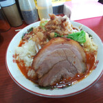 一太豚 - 料理写真:辛いラーメン