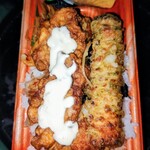 キッチンオリジン - タルタルをかけた唐揚げのり弁当