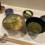 室町 三谷屋 - 季節の炊き込みご飯 あおさのあら汁