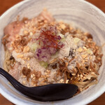 唯一無二のらぁ麺専門店 イ袋ワシづかみ - 