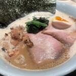 泡 家系ラーメン 薩摩家 - 