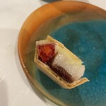 室町 三谷屋 - フルーツもなか 断面