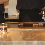 神楽坂 鉄板焼 向日葵 - ステーキを焼いている所