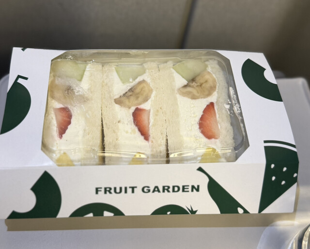山口果物 エキマルシェ新大阪店 - 新大阪/フルーツパーラー | 食べログ