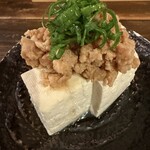 焼き鳥・鶏料理 さいたどう - 肉味噌冷奴