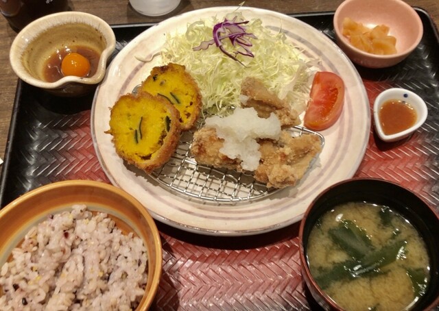 Ootoya Shinjuku iisuto saido sukuea ten - Higashi Shinjuku
