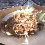 SURABI - スパイシーなルンダン(¥550)も美味しい♪