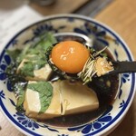 立呑み 千吉良屋 - 卵黄は別添えで、丁寧に作られていてちゃんと美味しい(*´-`)♡