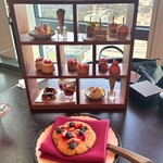 ザ タヴァン グリル＆ラウンジ - 