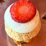 ザ タヴァン グリル＆ラウンジ - 