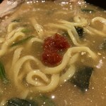 横浜家系 てつ家 - 豆板醤も追加しました。