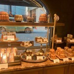 マテリエル - 豊富な種類の焼き菓子