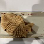 米乃家 - 料理写真:黒っぽいのはあんこやチョコではなく、おこげ