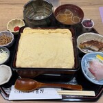 だし巻き玉子専門店 百花 - だし巻き玉子重膳