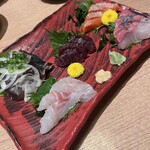 大衆酒場 鶏と魚と餃子 一千 - 