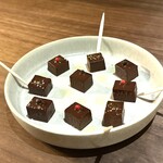 上六ワイン - 【 自家製生チョコレート 】