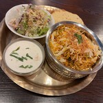 MAYUMI RESTAURANT & BAR - 