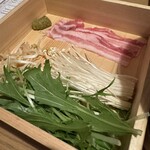 玄海の活魚と糸島直送の食 博多居酒屋 どげん海 - 