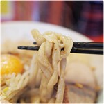 ジャンプ - ゴワゴワな麺