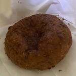 Le Supreme. - カレーパン
      ちょっとレンチンしたらしぼんじゃった笑
      でも、美味しかったし、
      姪っ子も買って食べたら美味しかったって⭐️