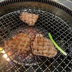 焼肉ホルモン ブンゴ - 