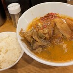 担々麺 ほおずき - 担々麺ほおずき(排骨担々麺、ライス)