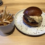 Gui's Burger by Humans of Wagyu - 