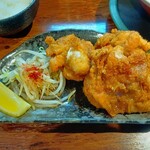 博多とんこつ 天神旗 - からあげ