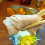 博多とんこつ 天神旗 - チャーシュー巻き食い