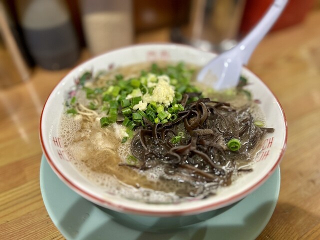 しぇからしか 梅田店 - 東梅田/ラーメン | 食べログ