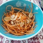 GRAPEREPUBLICINC. VINERIA SALONE - サラダはキャロットラペ