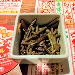 新時代 - お通しの蕨のお浸し