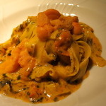 ファイ - 塩水うにと有明海苔の軽いクリームソースのフェットチーネ